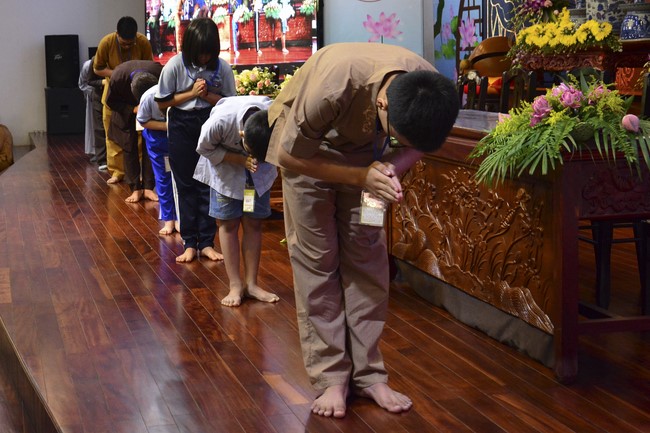 The 1st Three-Jewel Refuge Ceremony in 2021